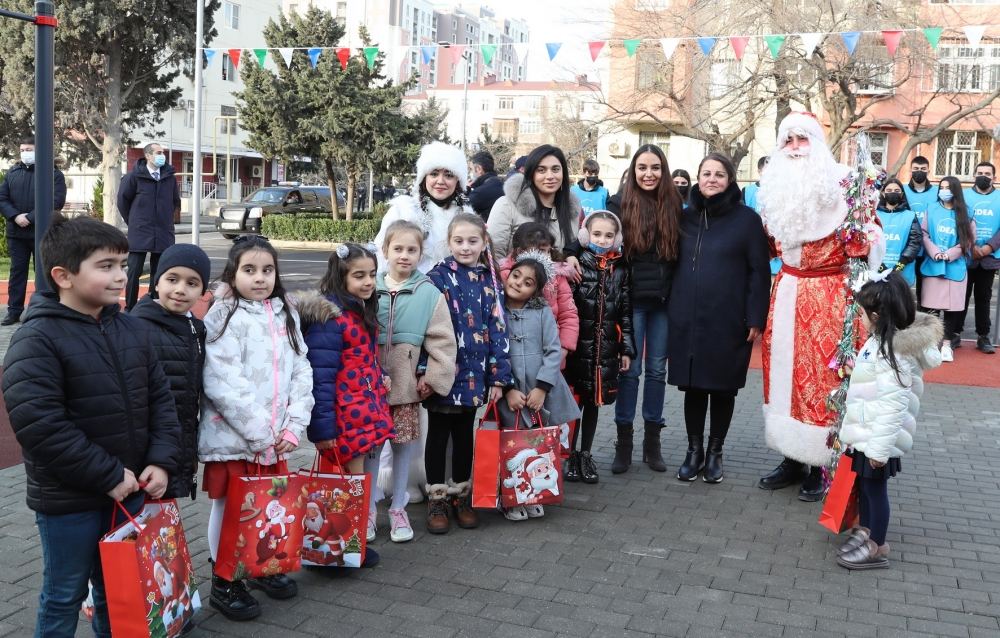 Heydar Aliyev Foundation VP Leyla Aliyeva takes part in opening ceremony of another yard, renovated within "Our Yard" project (PHOTO)