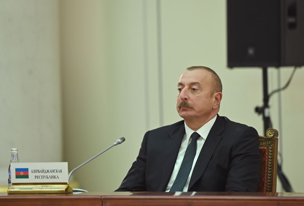 President Ilham Aliyev takes part in informal meeting of CIS heads of state in St. Petersburg (PHOTO/VIDEO)