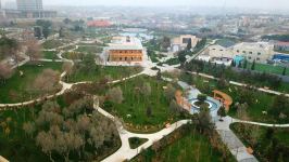 President Ilham Aliyev and First Lady Mehriban Aliyeva view conditions created at newly renovated Nizami Ganjavi Park (PHOTO/VIDEO)