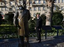 President Ilham Aliyev unveils monument to philanthropist Haji Zeynalabdin Taghiyev in Baku (PHOTO/VIDEO)