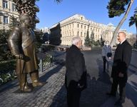 President Ilham Aliyev unveils monument to philanthropist Haji Zeynalabdin Taghiyev in Baku (PHOTO/VIDEO)