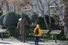 Baku residents express their gratitude to President Ilham Aliyev for highly appreciating activity of Haji Zeynalabdin Taghiyev (PHOTO/VIDEO)