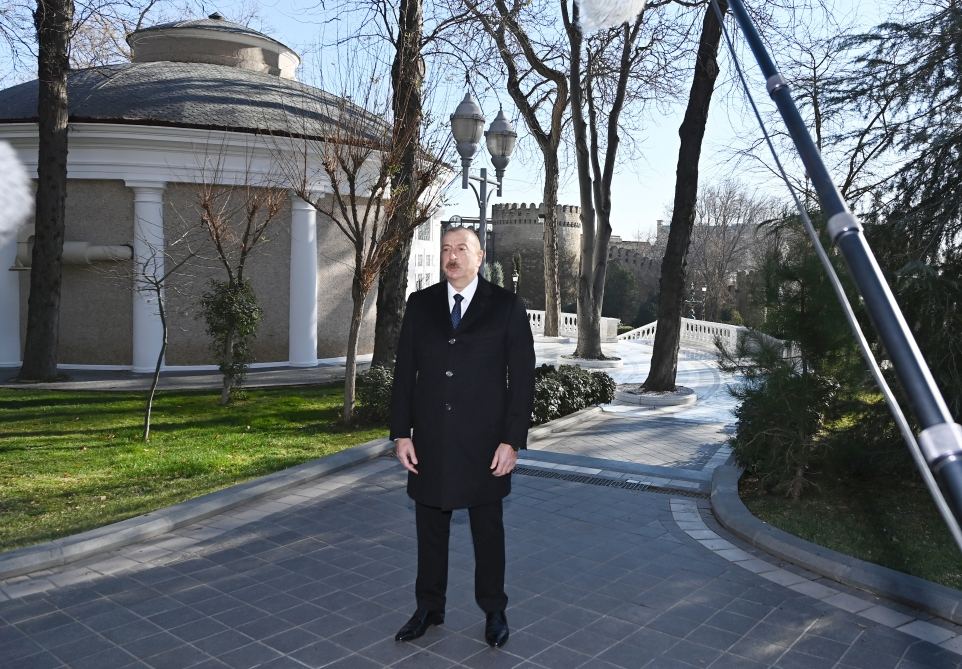 President Ilham Aliyev unveils monument to philanthropist Haji Zeynalabdin Taghiyev in Baku (PHOTO/VIDEO)