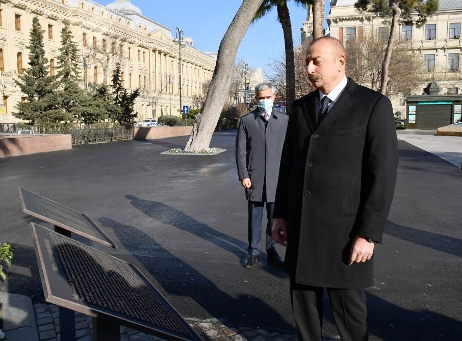 President Ilham Aliyev unveils monument to philanthropist Haji Zeynalabdin Taghiyev in Baku (PHOTO/VIDEO)