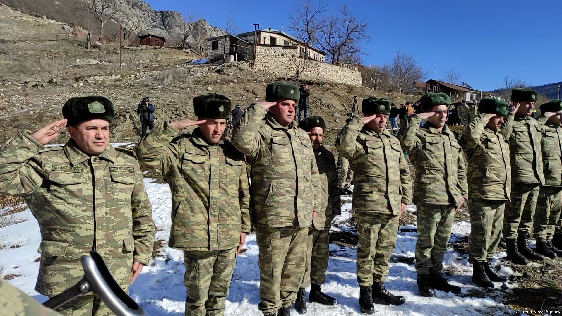 Azerbaijan's servicemen honor memory of martyrs in Dashalty village of liberated Shusha - Trend TV (PHOTO/VIDEO)