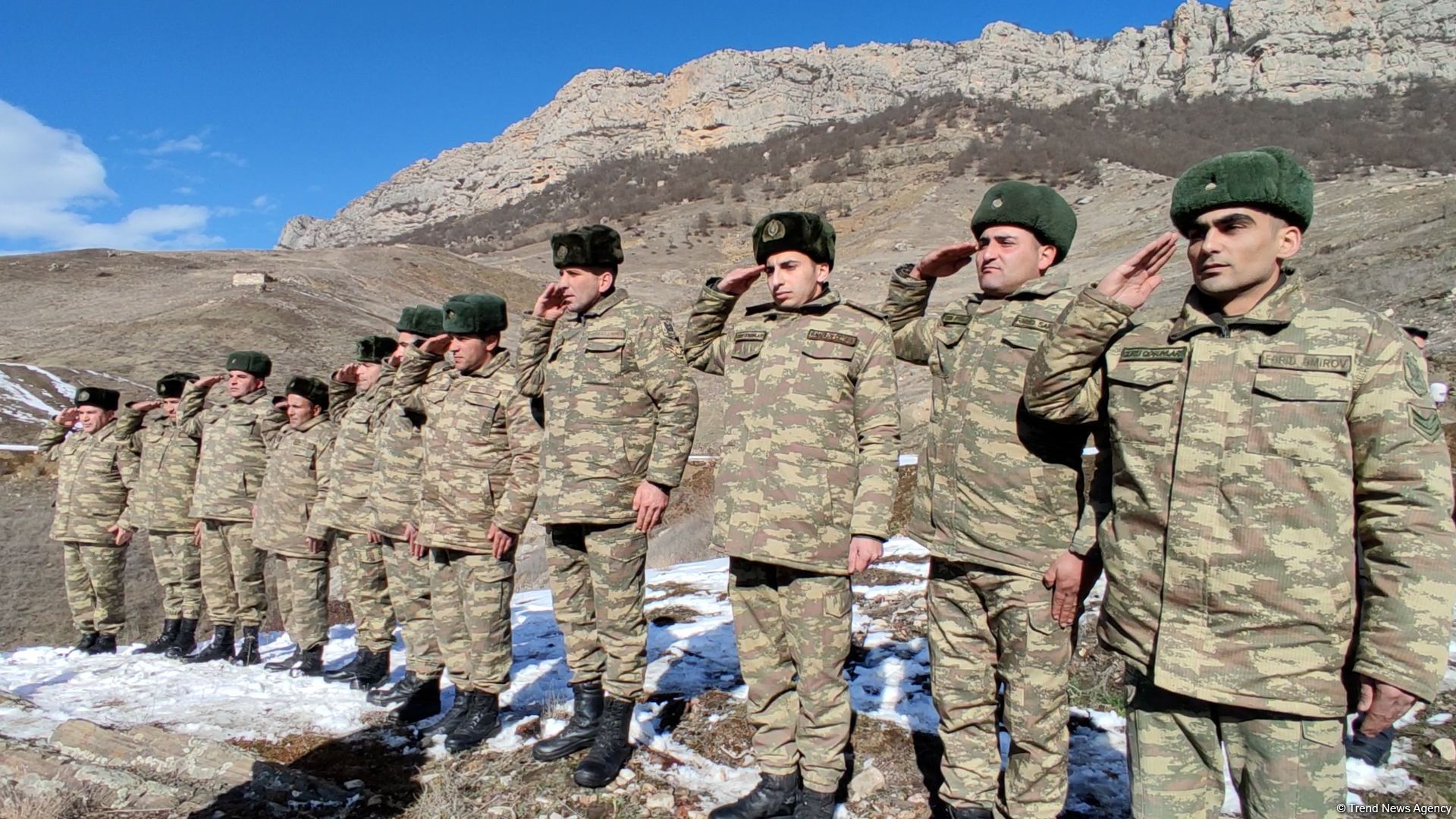 Azerbaijan's servicemen honor memory of martyrs in Dashalty village of liberated Shusha - Trend TV (PHOTO/VIDEO)
