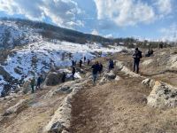 Passengers of another bus trip from Baku to Shusha view the city (PHOTO)