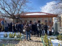 Passengers of another bus trip from Baku to Shusha view the city (PHOTO)
