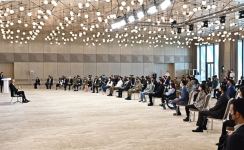 President Ilham Aliyev attends Youth Forum on 25th anniversary of Day of Azerbaijani Youth (PHOTO/VIDEO)