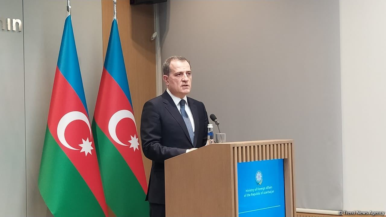 Azerbaijani, Hungarian FMs hold joint press conference (PHOTO/VIDEO)