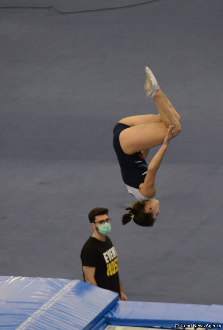 Best moments of first day of Trampoline World Cup in Baku (PHOTO)