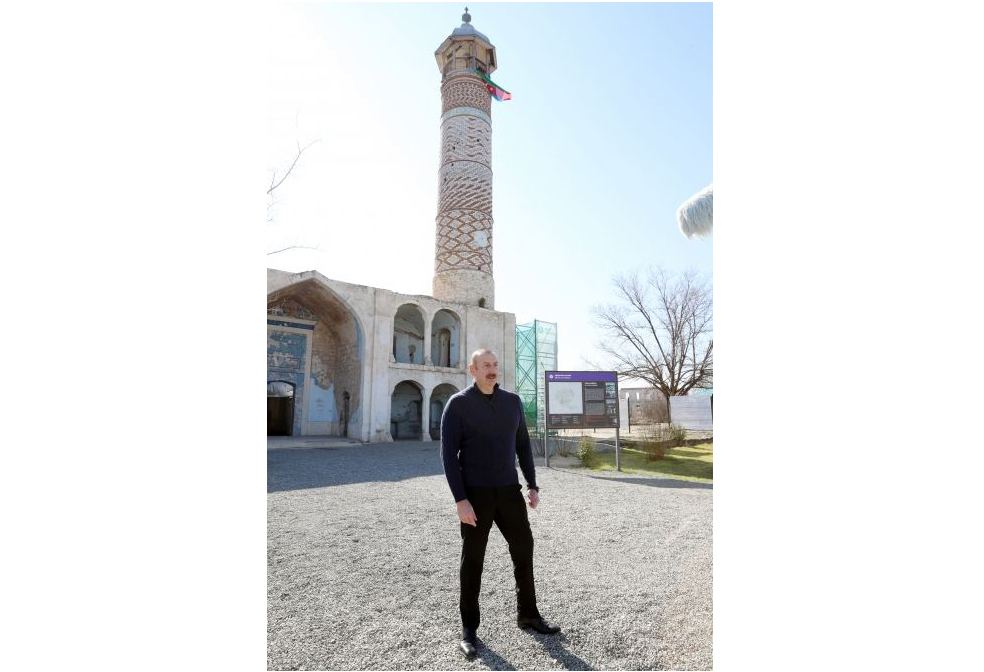 President Ilham Aliyev calls on Azerbaijani businessmen to invest in liberated territories