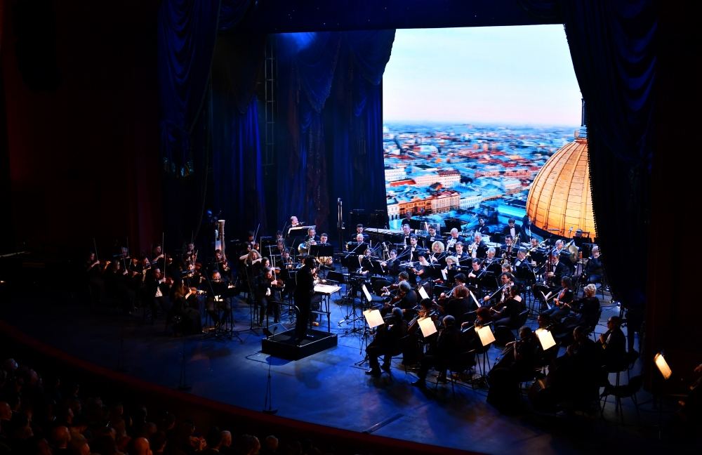 Heydar Aliyev Foundation VP Leyla Aliyeva attends "Music stars of Azerbaijan on Moscow stage"  gala concert (PHOTO)