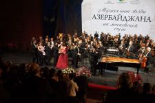 Heydar Aliyev Foundation VP Leyla Aliyeva attends "Music stars of Azerbaijan on Moscow stage"  gala concert (PHOTO)