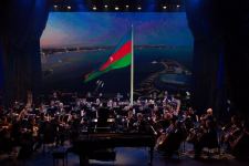 Heydar Aliyev Foundation VP Leyla Aliyeva attends "Music stars of Azerbaijan on Moscow stage"  gala concert (PHOTO)