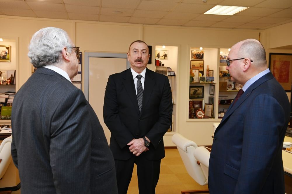 President Ilham Aliyev, First Lady Mehriban Aliyeva meet with leaders of Russia’s top mass media at TASS headquarters (PHOTO/VIDEO)