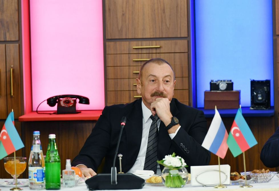 President Ilham Aliyev, First Lady Mehriban Aliyeva meet with leaders of Russia’s top mass media at TASS headquarters (PHOTO/VIDEO)