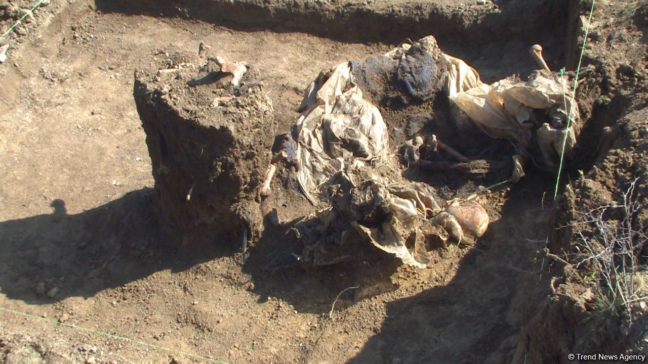 Azerbaijan finds mass grave in Khojavand district (PHOTO)