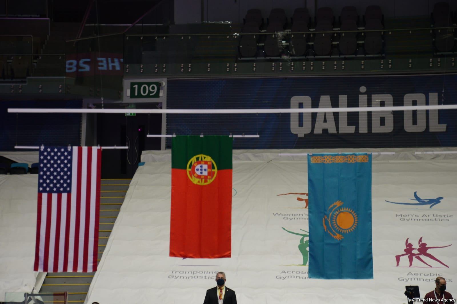 Baku hosts awards ceremony for women's, men's pairs at World Championships (PHOTO)