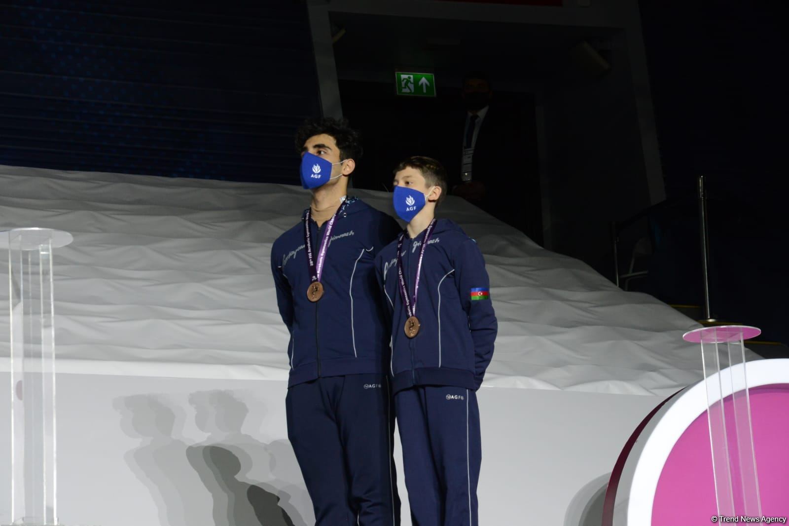 Baku hosts awards ceremony for women's, men's pairs at World Championships (PHOTO)