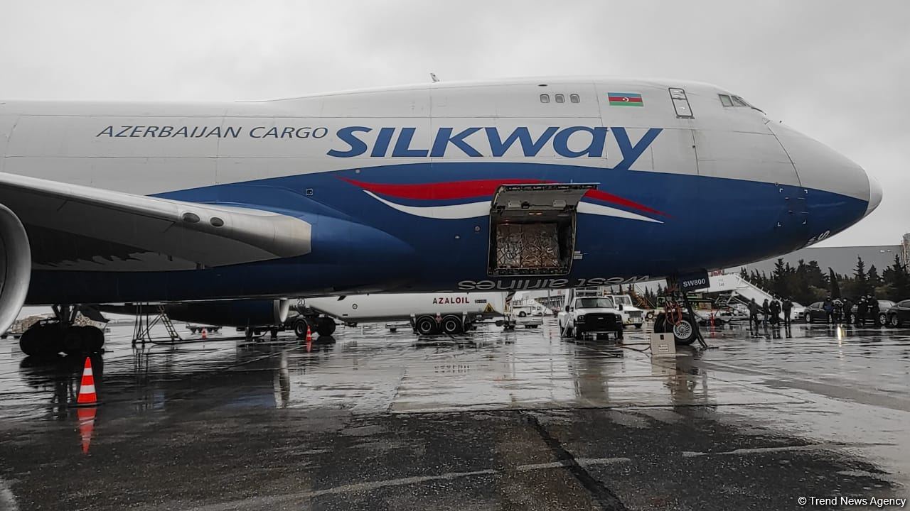 Azerbaijan sends more humanitarian aid to Ukraine (PHOTO/VIDEO)