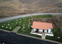 President Ilham Aliyev and First Lady Mehriban Aliyeva view restoration work carried out in individual house in Sugovushan settlement (VIDEO)