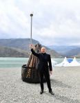 President Ilham Aliyev congratulates Azerbaijani people from Sugovushan (PHOTO/VIDEO)