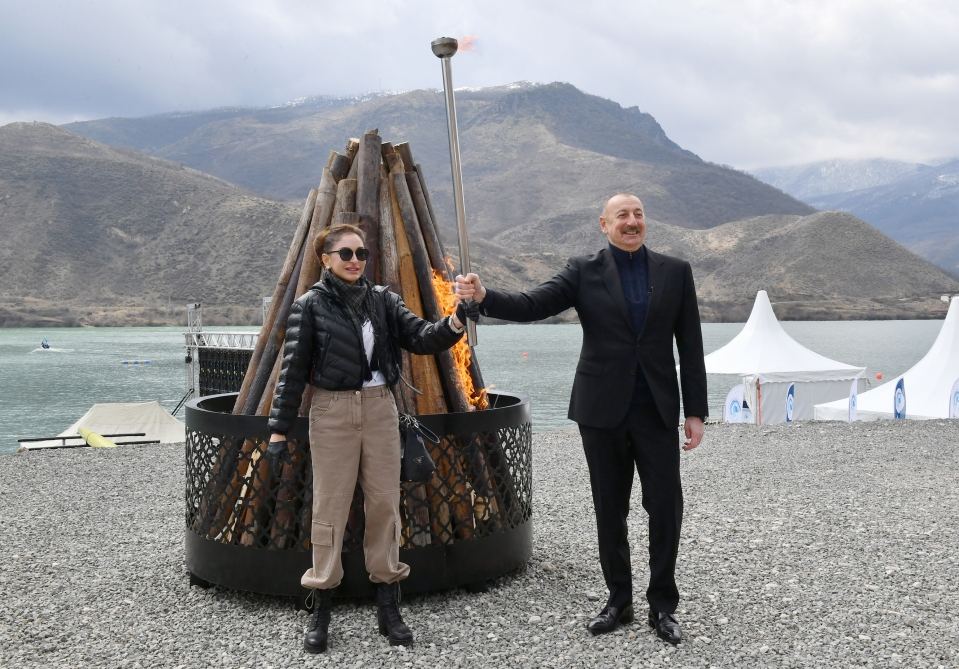 President Ilham Aliyev congratulates Azerbaijani people from Sugovushan (PHOTO/VIDEO)