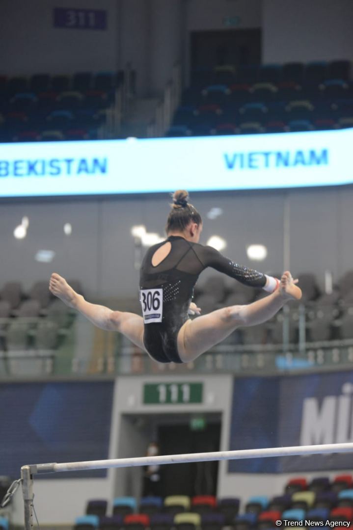 First day of FIG Artistic Gymnastics Apparatus World Cup starts in Baku (PHOTO)