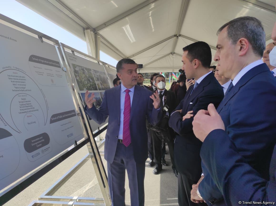 Azerbaijan, Italy sign document on building joint university (PHOTO)