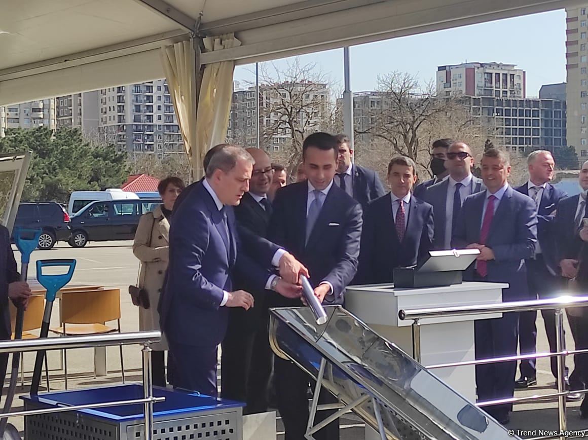 Azerbaijan, Italy sign document on building joint university (PHOTO)