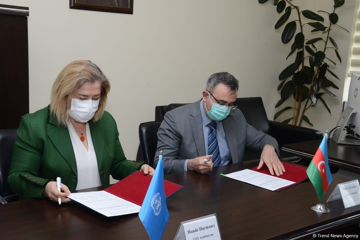 Azerbaijan receives special equipment within EU and WHO project (PHOTO)