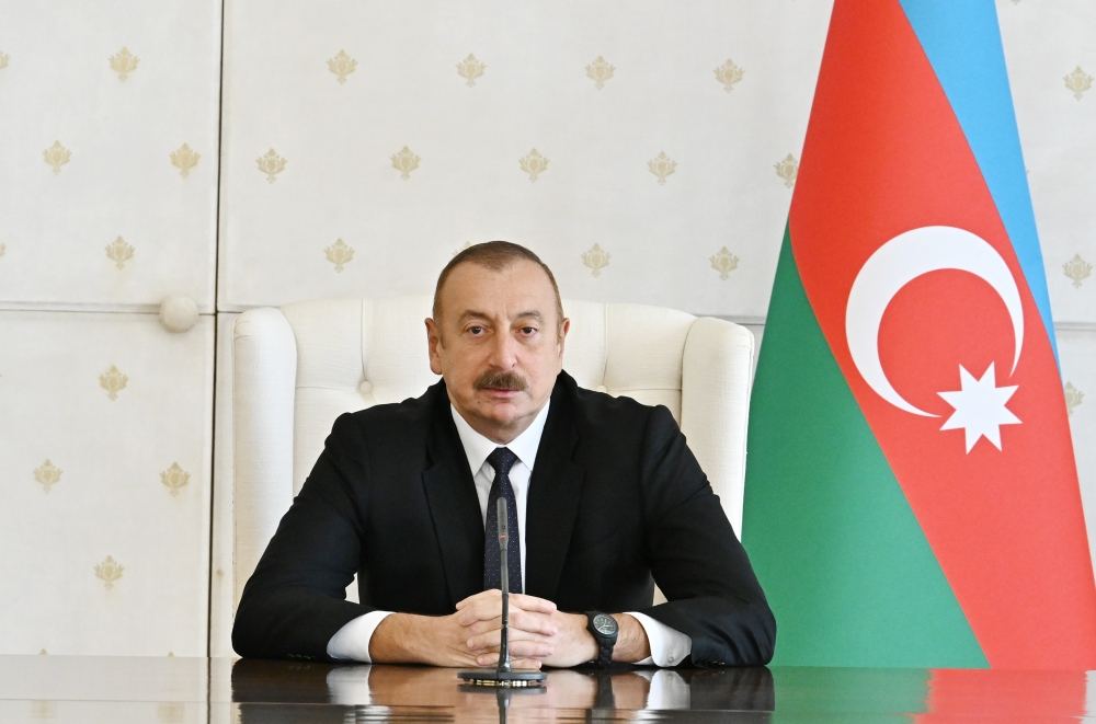 President Ilham Aliyev receives members of Azerbaijani national team participating in European Wrestling Championships in Hungary (PHOTO/VIDEO)