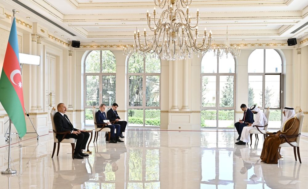 President Ilham Aliyev receives credentials of incoming United Arab Emirates’ ambassador (PHOTO)