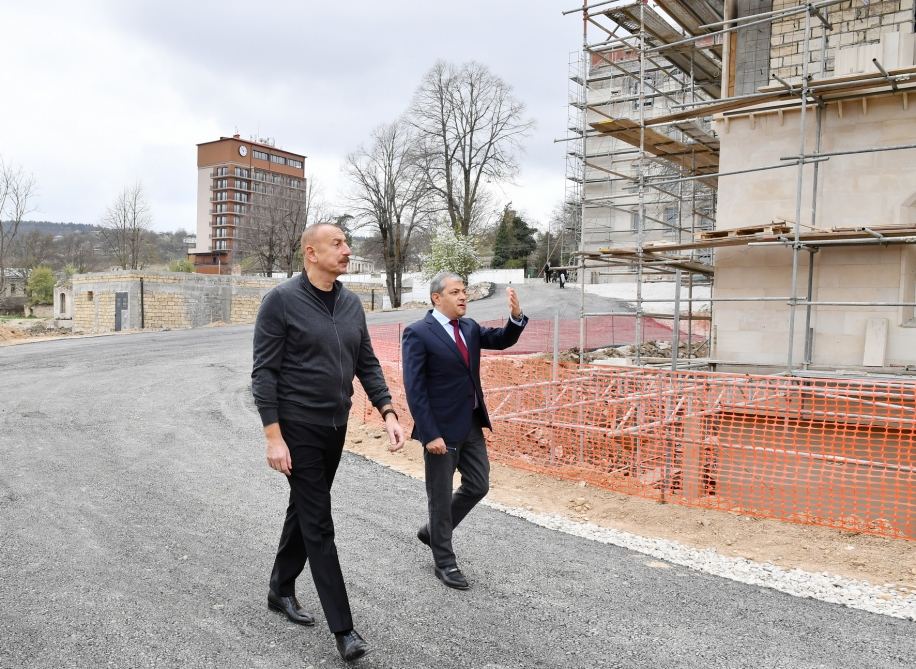 President Ilham Aliyev gets acquainted with major overhaul of administrative building and construction of conference hall in Shusha (PHOTO/VIDEO)