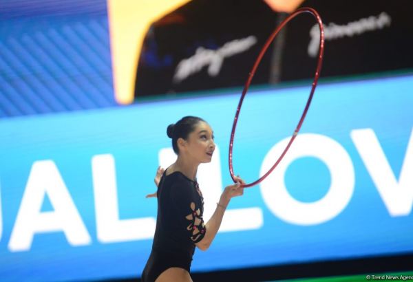 Azerbaijani representatives present hoop exercises in FIG Rhythmic Gymnastics World Cup (PHOTO)