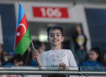 Azerbaijani athlete leading in ball exercises at FIG Rhythmic Gymnastics World Cup in Baku (PHOTO)
