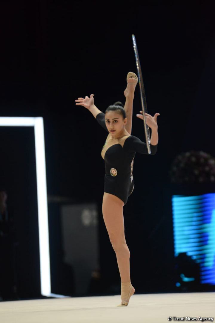 Azerbaijani representatives present hoop exercises in FIG Rhythmic Gymnastics World Cup (PHOTO)