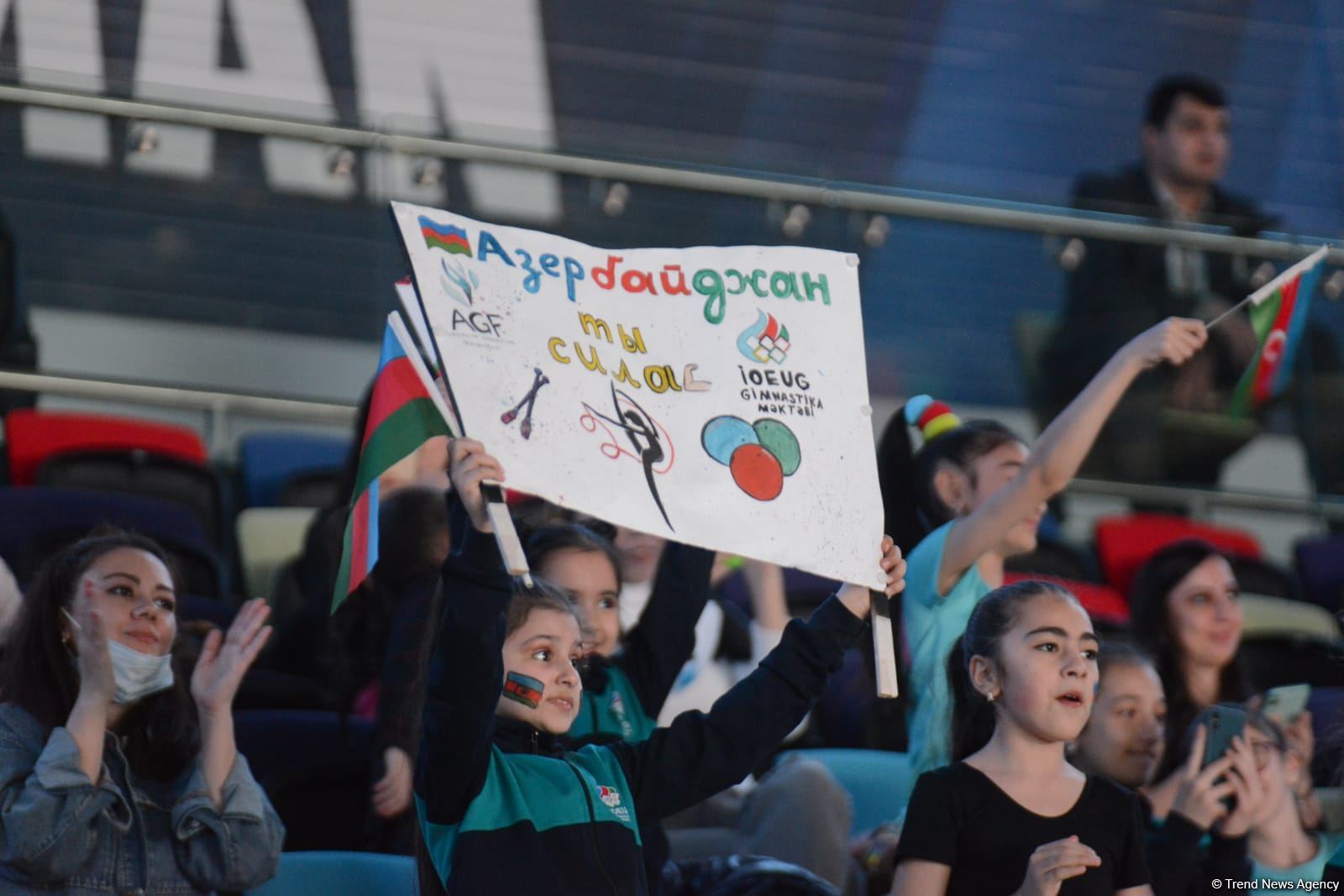 Azerbaijani athlete leading in ball exercises at FIG Rhythmic Gymnastics World Cup in Baku (PHOTO)
