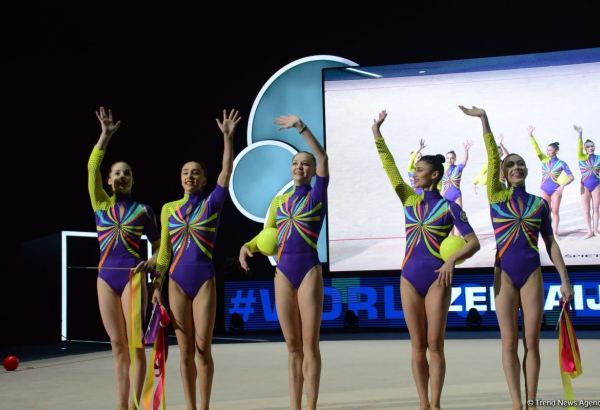 Azerbaijani team wins first intermediate place in exercise with three ribbons and two balls (PHOTO)