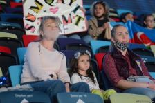 Brightness and beauty - spectators delighted with performance of participants of 9th FIG Rhythmic Gymnastics World Cup in Baku (PHOTO)