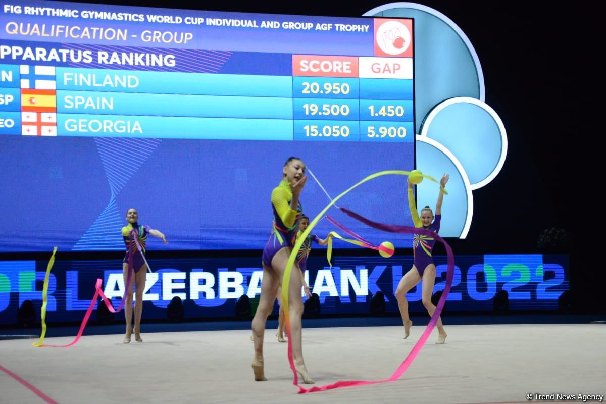 Azerbaijani team wins first intermediate place in exercise with three ribbons and two balls (PHOTO)
