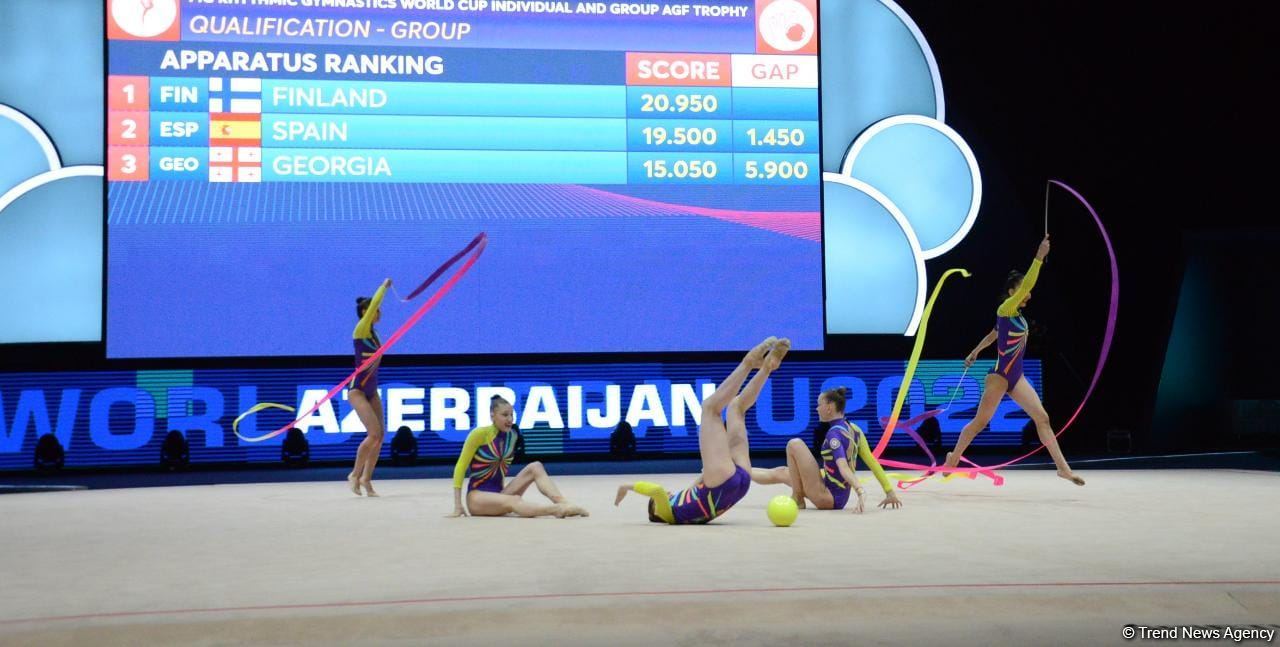 Azerbaijani team wins first intermediate place in exercise with three ribbons and two balls (PHOTO)