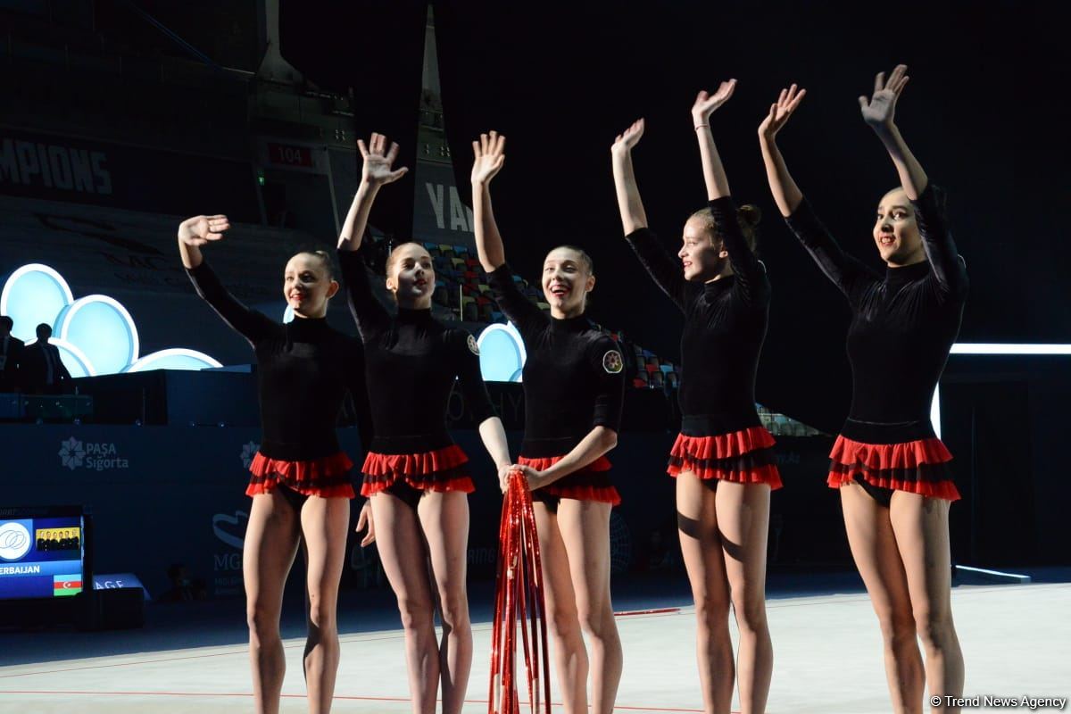 Azerbaijani team takes first place in group exercises with five hoops at World Cup in Baku (PHOTO)
