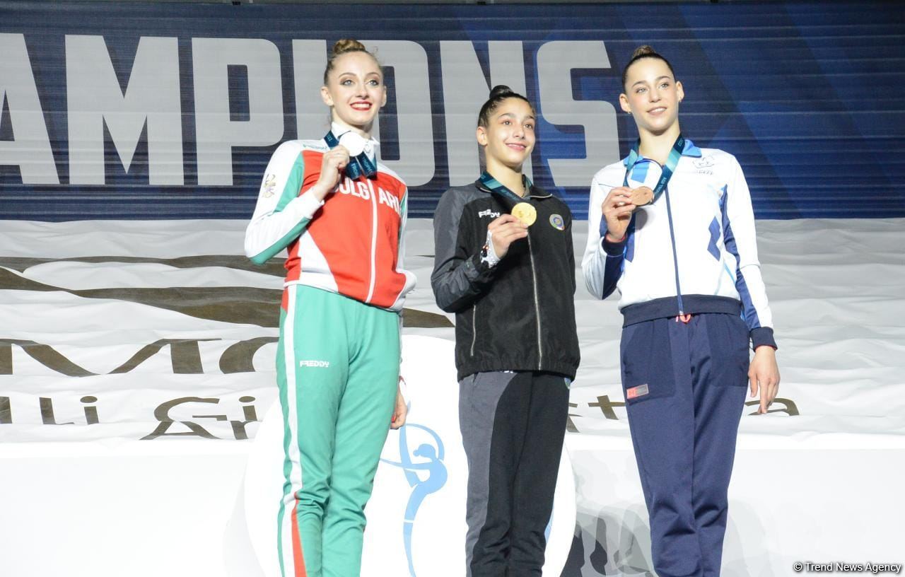 Baku hosts awards ceremony for winners and prize-winners of FIG Rhythmic Gymnastics World Cup (PHOTO)