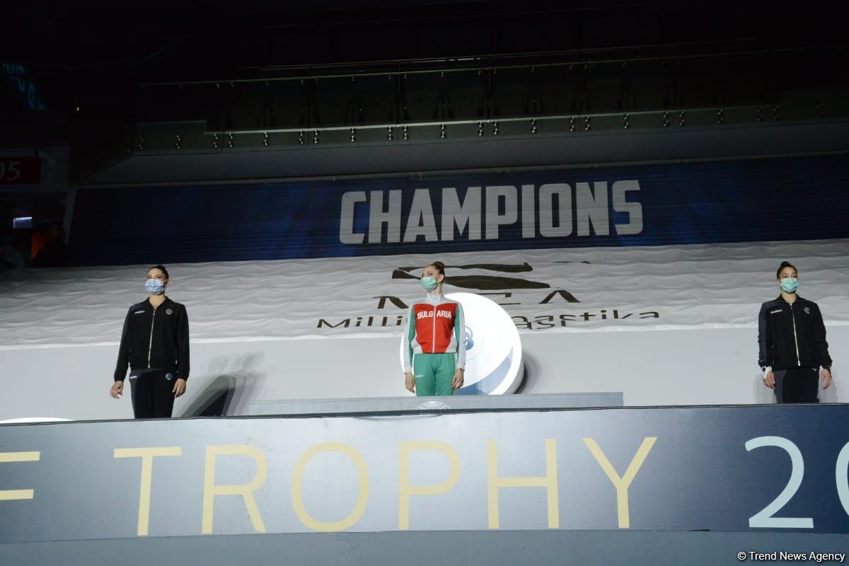 Baku hosts awards ceremony for winners and prize-winners of FIG Rhythmic Gymnastics World Cup (PHOTO)
