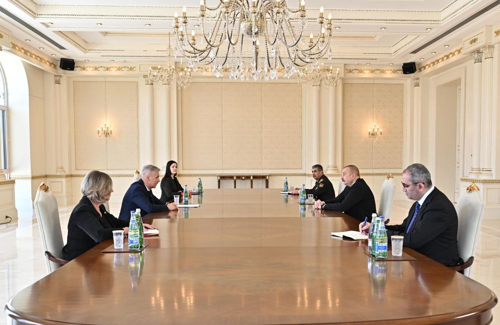 President Ilham Aliyev receives Deputy Prime Minister of Latvia (PHOTO)