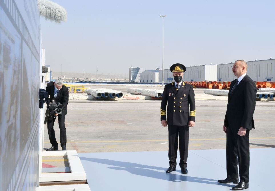 President Ilham Aliyev attends ceremony to launch “Zarifa Aliyeva” ferry boat (PHOTO/VIDEO)