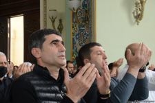 Ramadan holiday prayer carried out at Azerbaijani mosques (PHOTO)