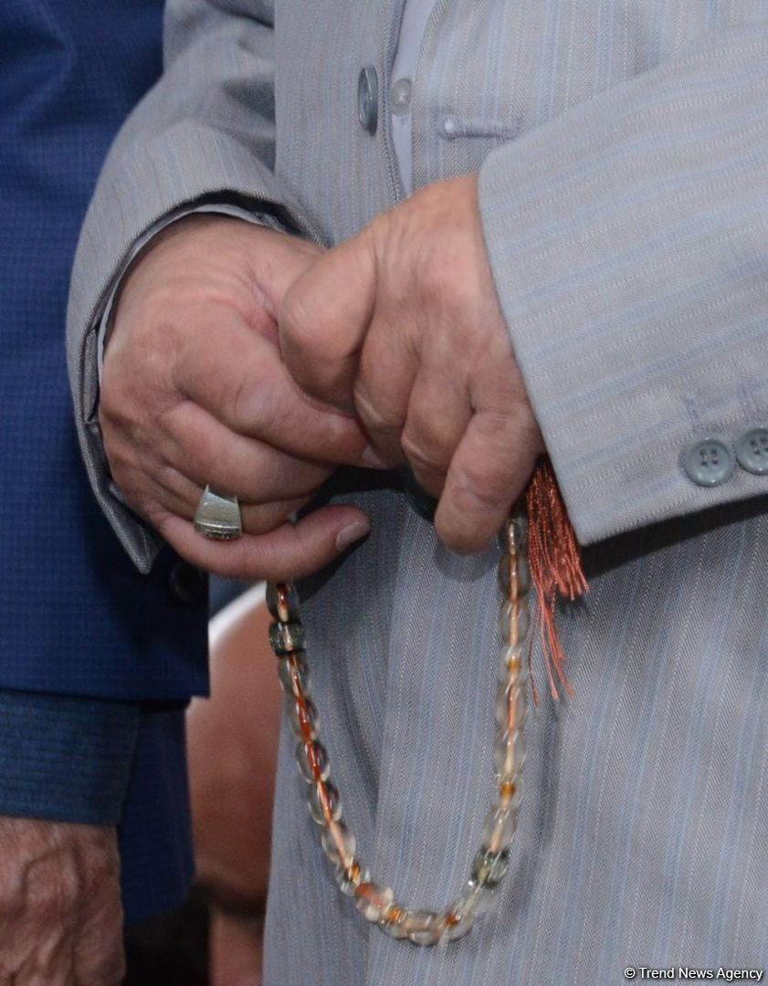 Ramadan holiday prayer carried out at Azerbaijani mosques (PHOTO)